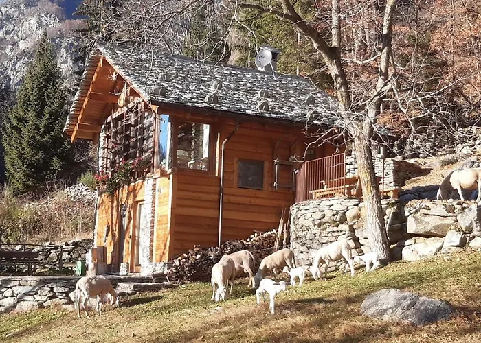 Del Noce Chalet Mollia